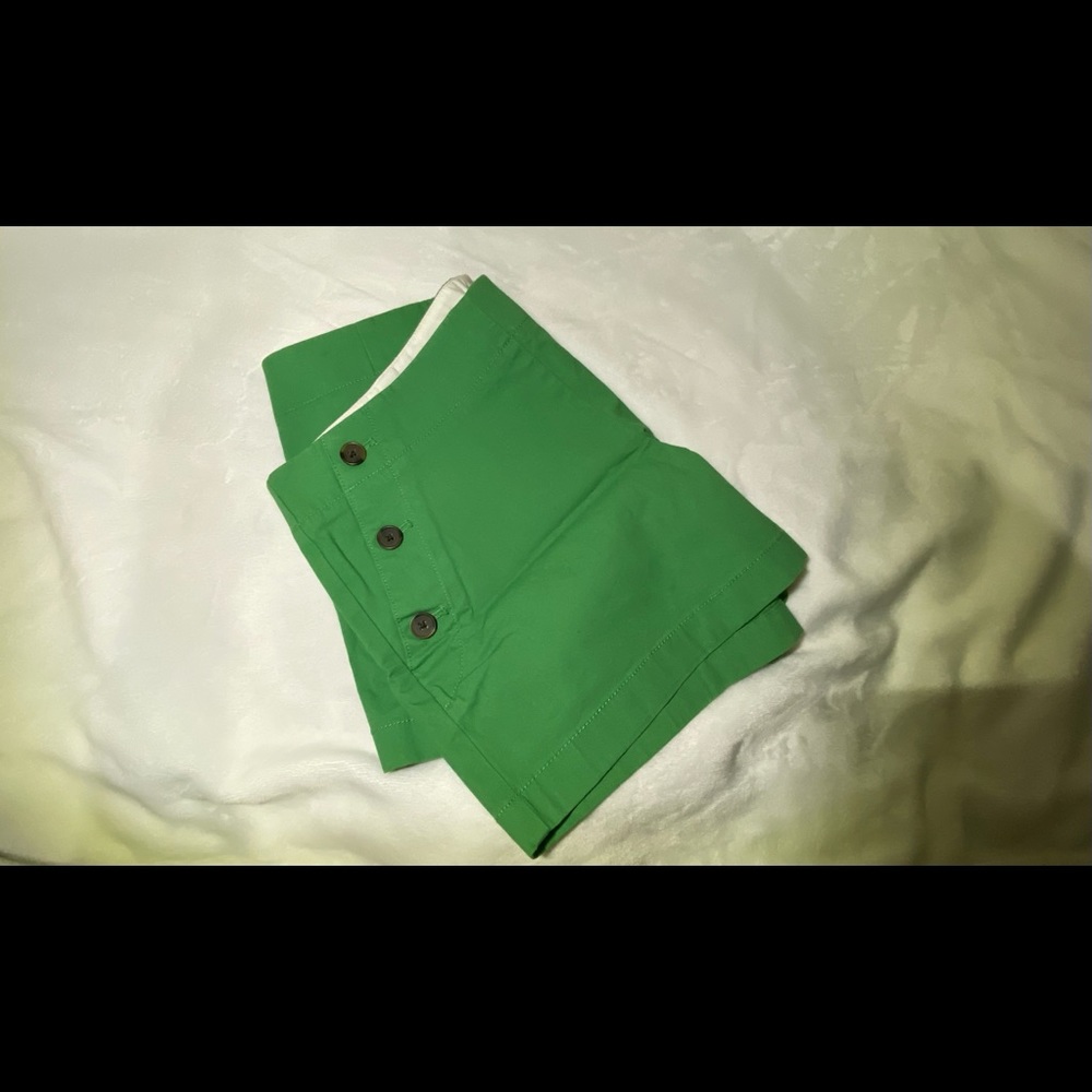 J.Crew green sailor city fit shorts - sz 10